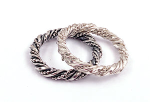 Open image in slideshow, Silver Twisted Ring
