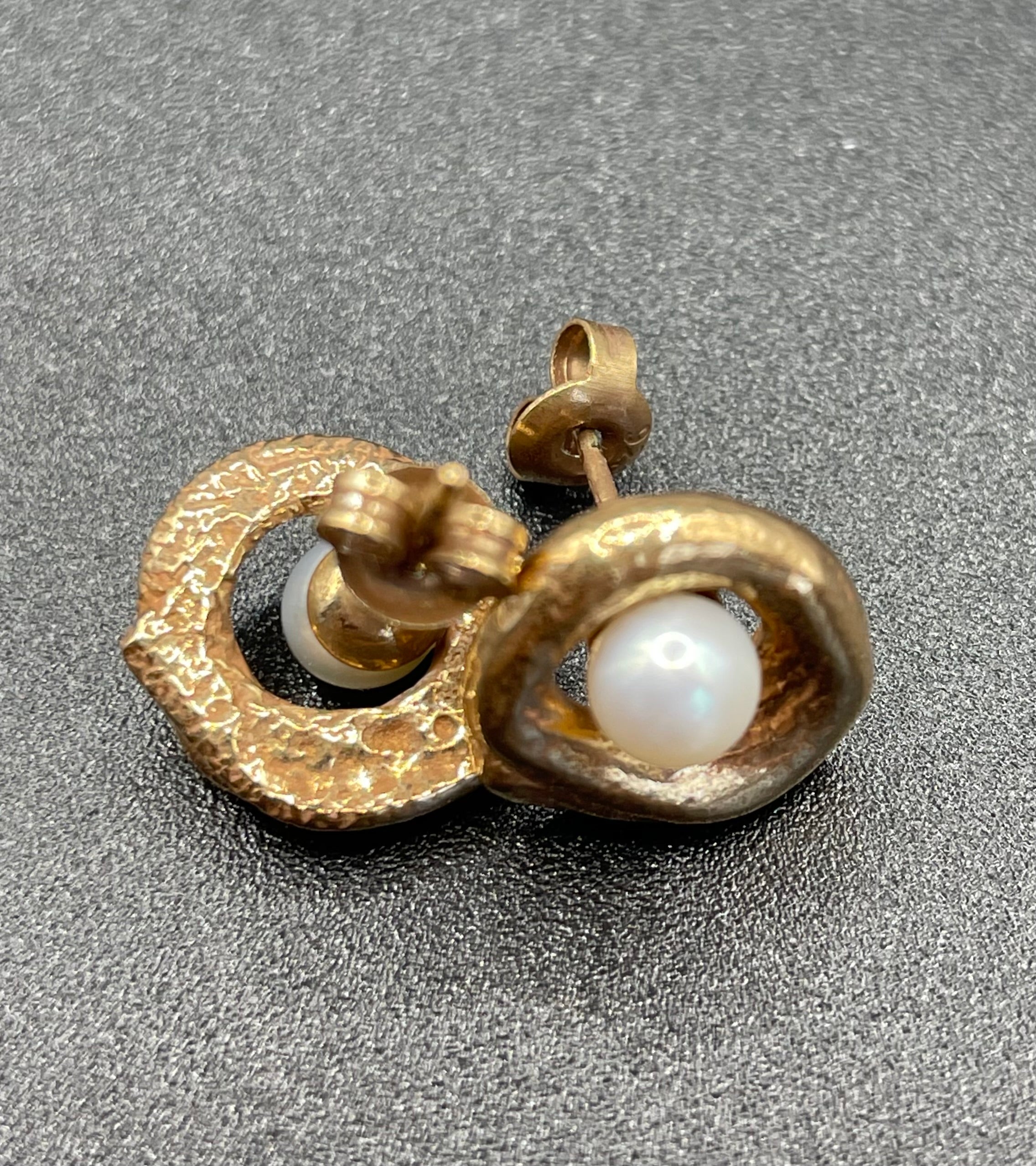 O’lava Pearl Earrings